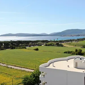 milena-suite-apartments.hotelsalgherosardinia.com/